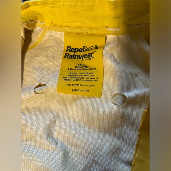 rain jacket - Picture 2 of 2